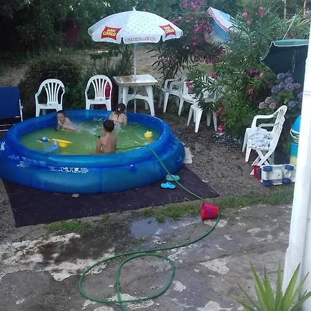 Calabria Collina Antico Casale Con Giardino Bio Naturale Self Service Attrezzato Vakantiehuis *