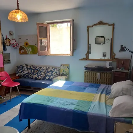 Vakantiehuis Calabria Collina Antico Casale Con Giardino Bio Naturale Self Service Attrezzato Melia