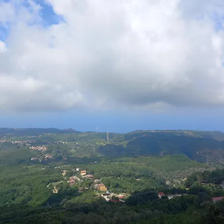 Calabria Collina Antico Casale Con Giardino Bio Naturale Self Service Attrezzato Dom wakacyjny Melia